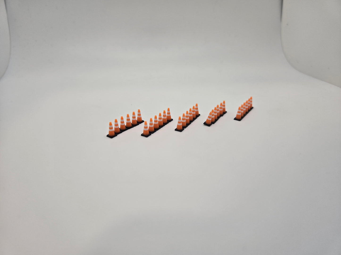 1/87 Scale Traffic Cones *30 Pack*