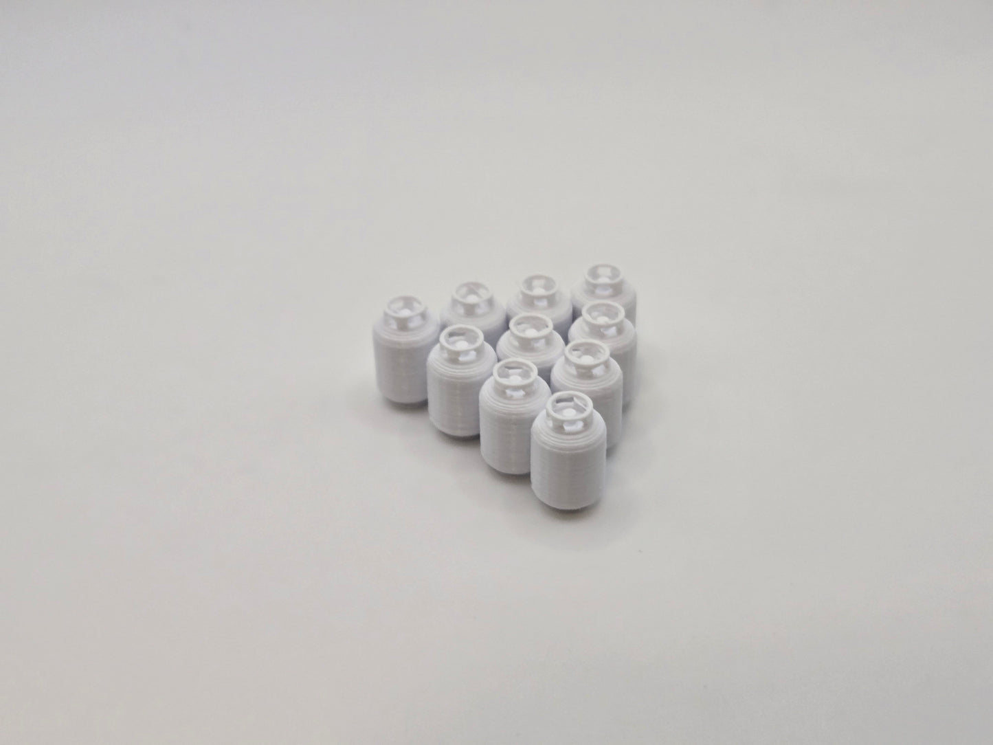 1/50 Scale 20lb Propane Cylinders *10 Pack*