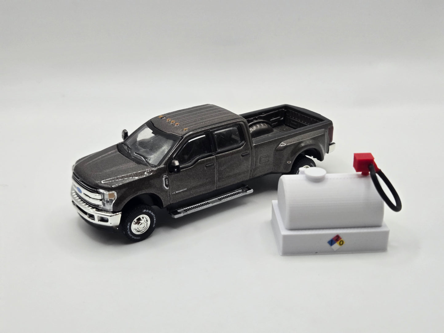 1/64 Scale 800 Gallon Diesel Tank