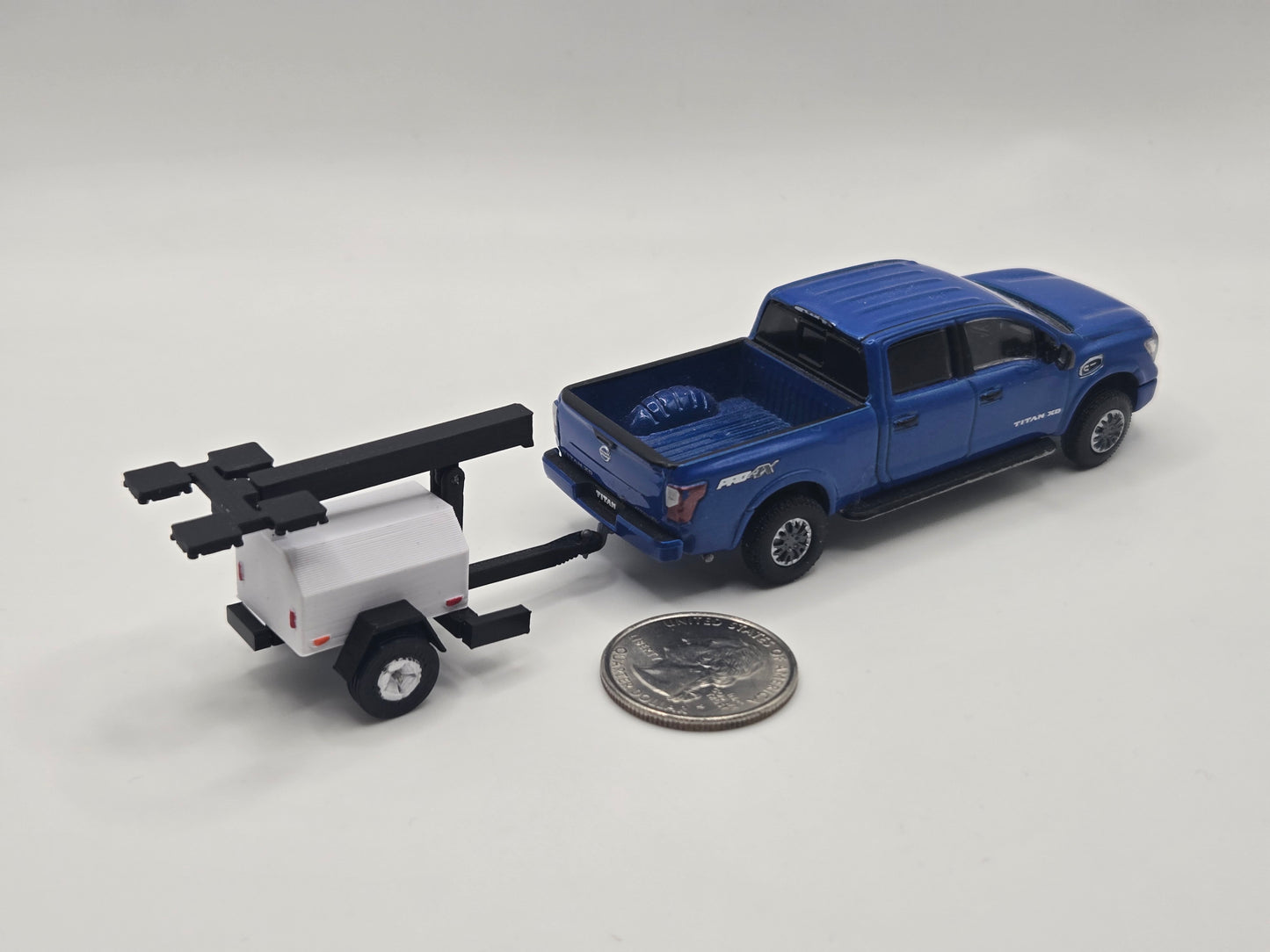 1/64 Scale Posable LED Light Tower