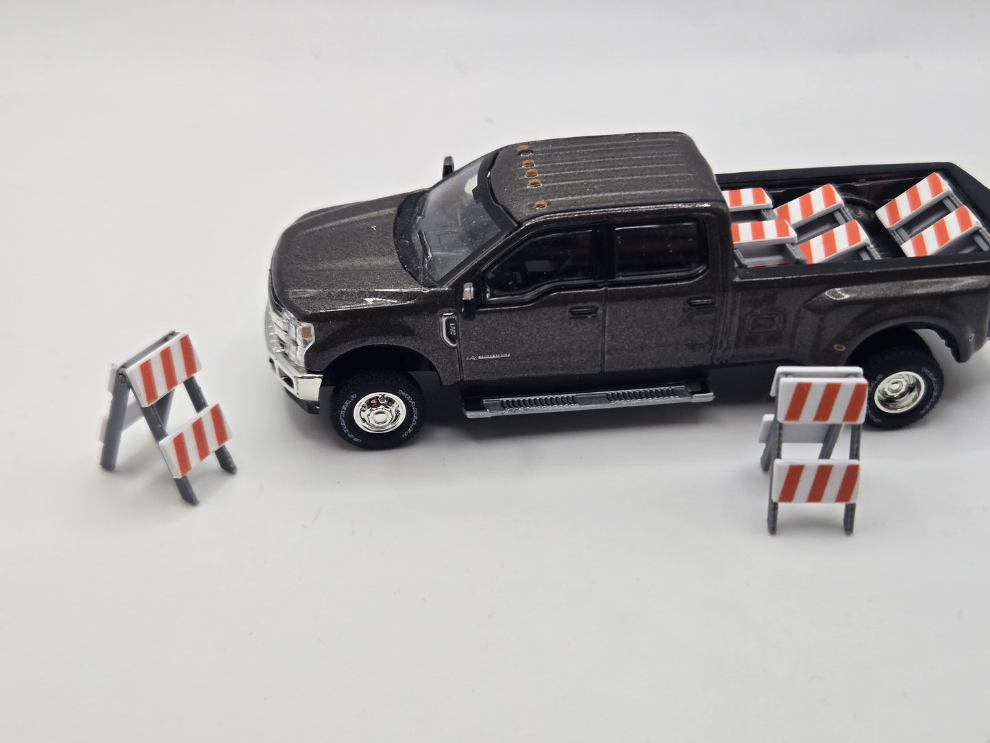 1/64 Scale Folding Type II Barricades *6 Pack*