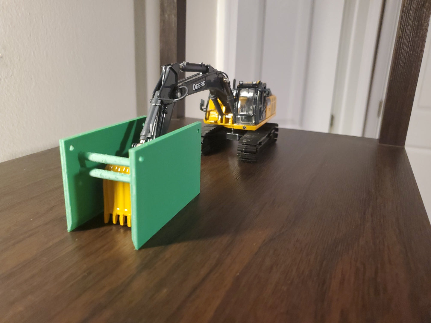 1/50 Scale Trench Box