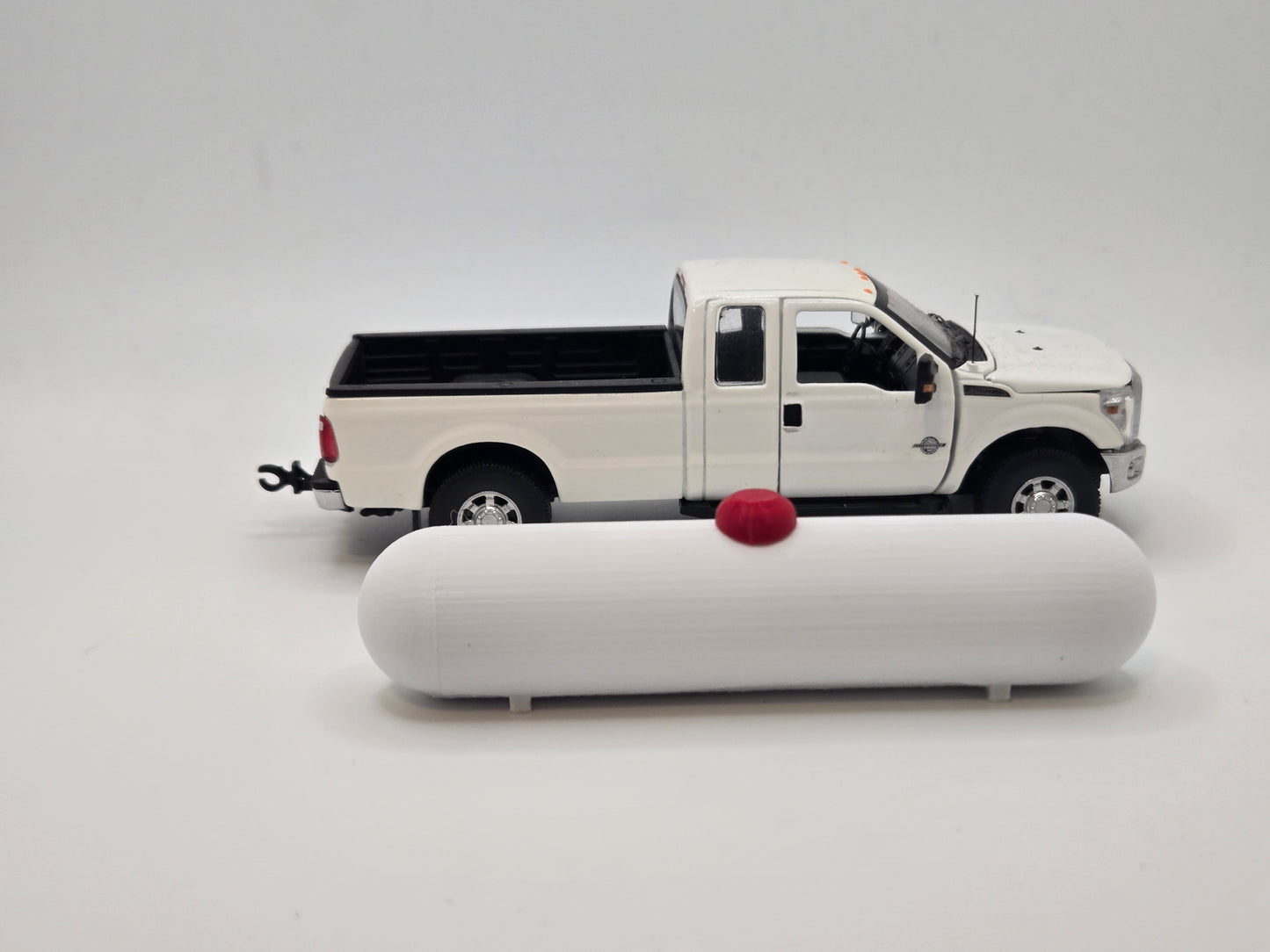 1/50 Scale 1,000 Gallon Propane Storage Tank
