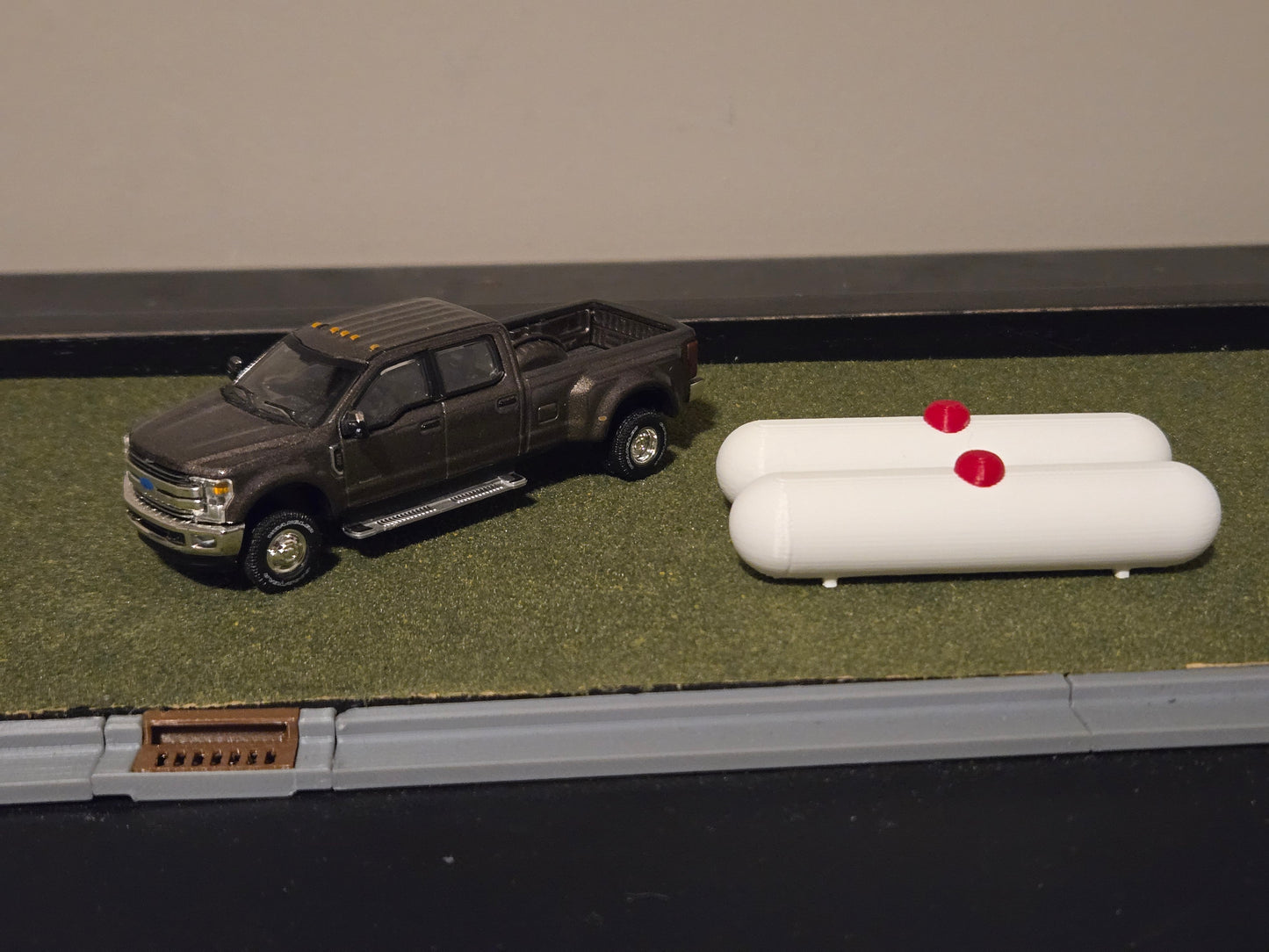 1/64 Scale 1,000 Gallon Propane Storage Tank *2 Pack*