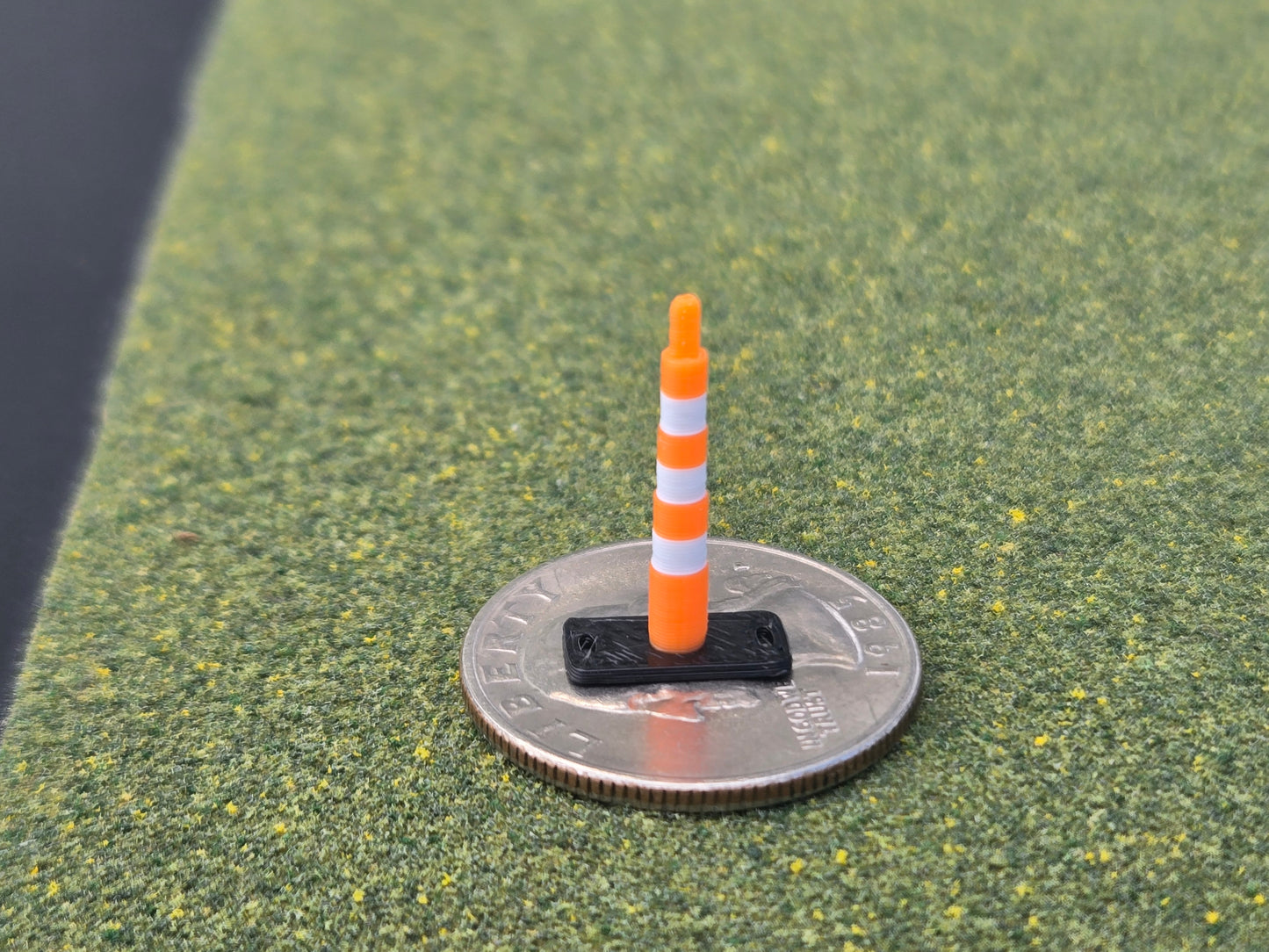 1/64 Scale Traffic Delineator Lane Dividers *15 Pack*