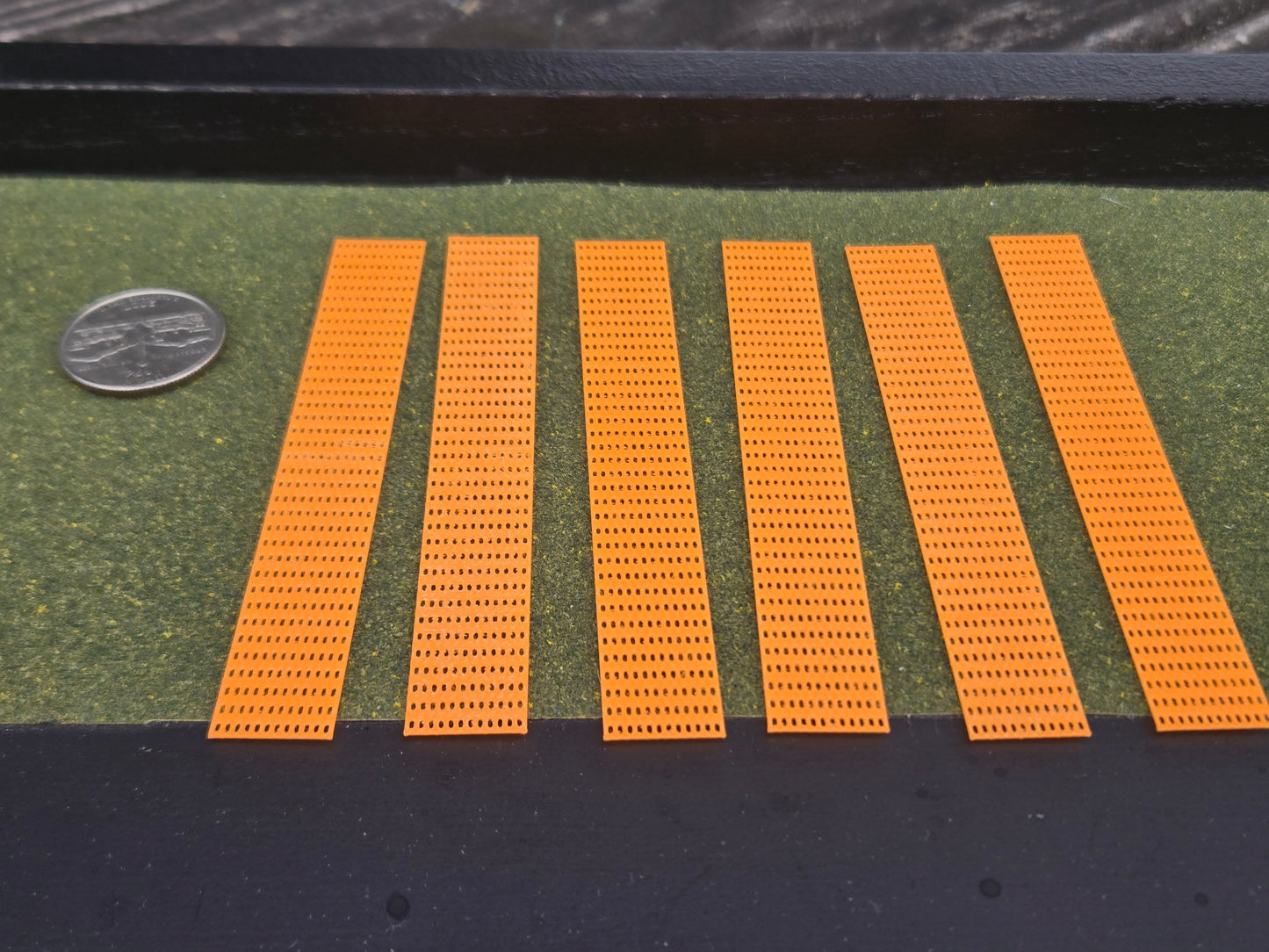 1/87 Scale Construction Fence 180 Feet *6 30' Sections*