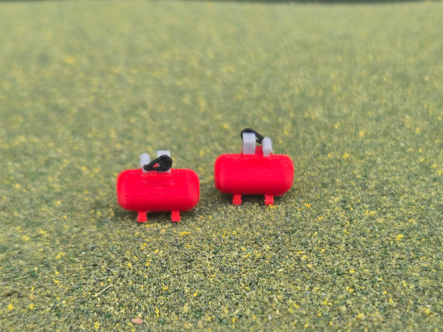 1/87 Scale Small Shop Compressor *2 Pack*