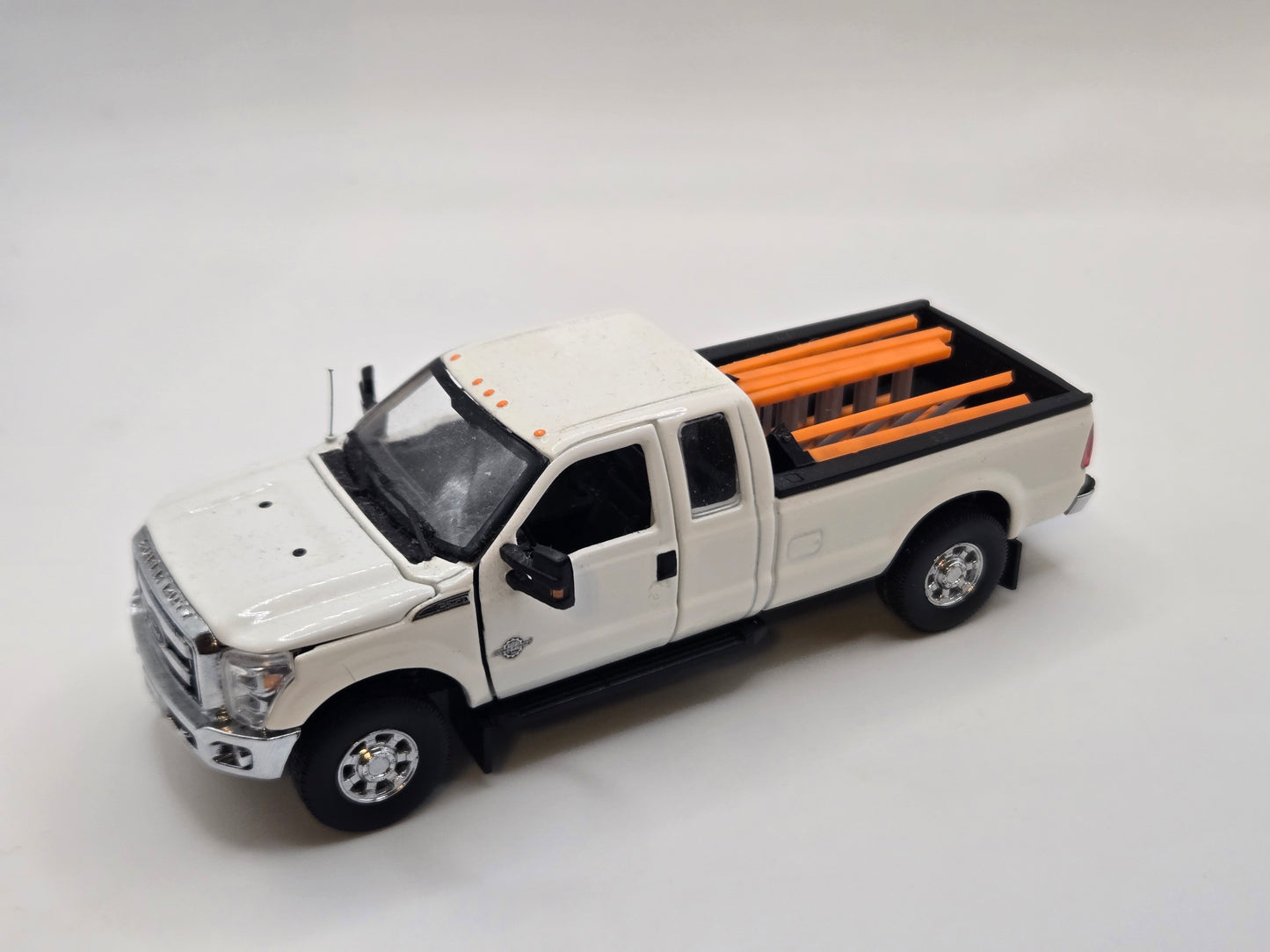 1/50 Scale Posable Step Ladder *3 Pack*