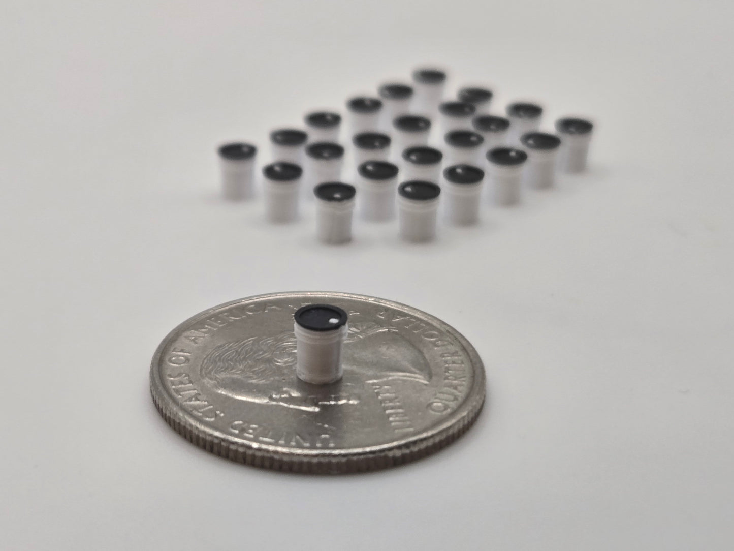 1/87 Scale 5 Gallon Buckets *24 Pack*