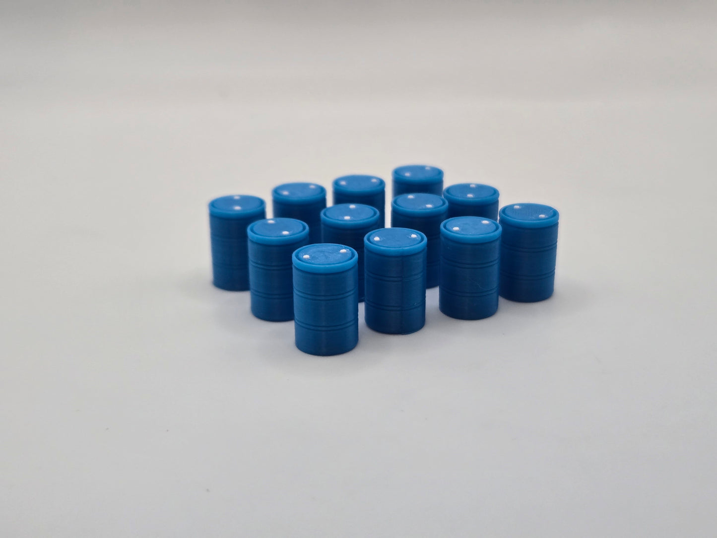 1/64 Scale Plastic 55 Gallon Drums in Blue *12 Pack*