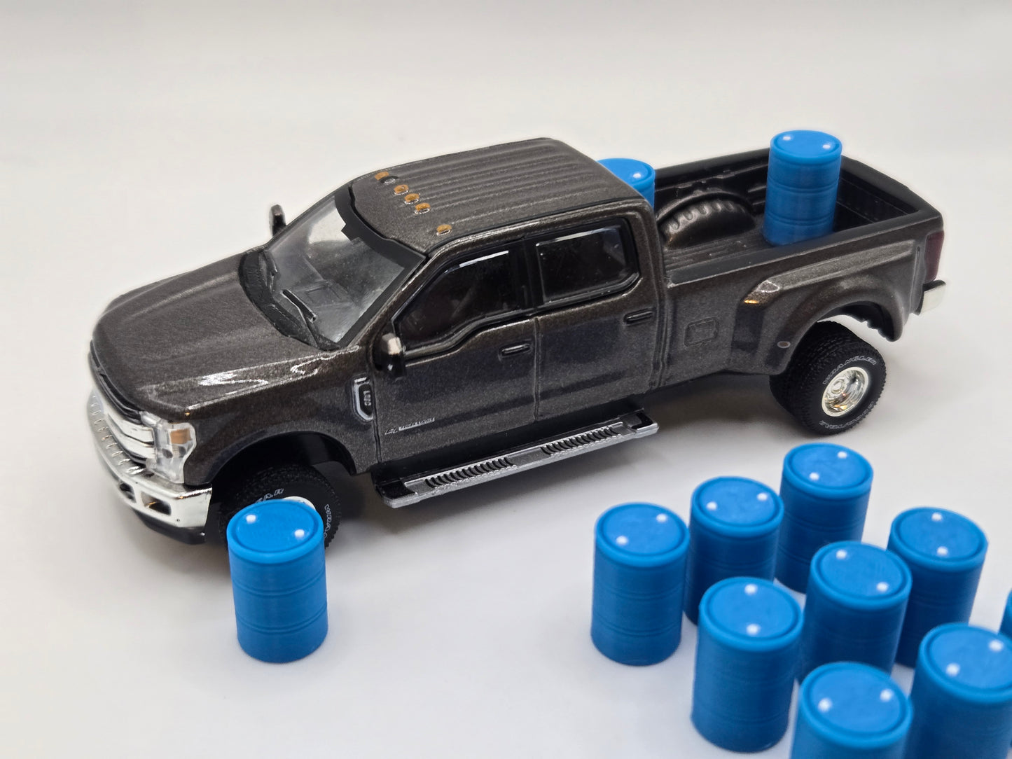 1/64 Scale Plastic 55 Gallon Drums in Blue *12 Pack*