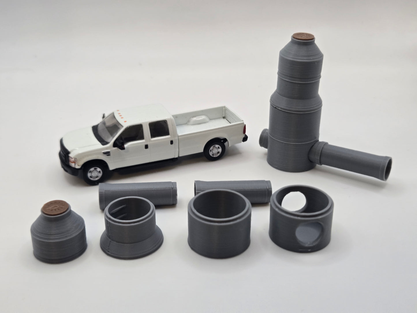 1/87 Scale Precast 60" Concentric Manhole w/ 24" Reinforced Concrete Pipe *2 Pack*