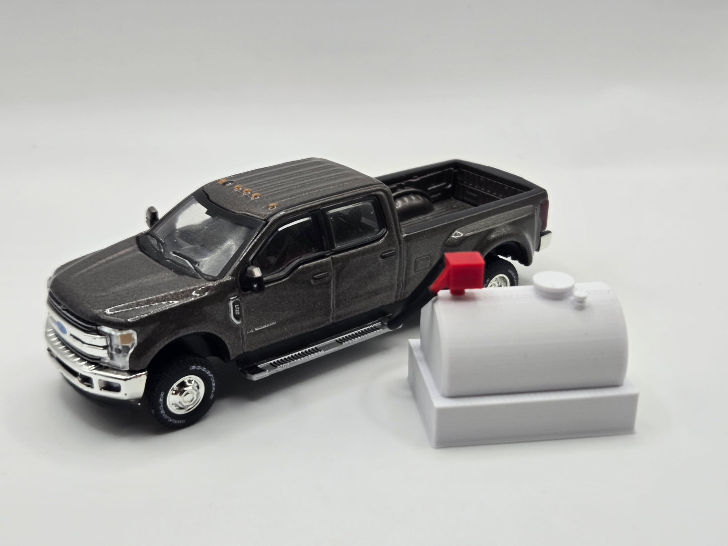 1/64 Scale 800 Gallon Diesel Tank