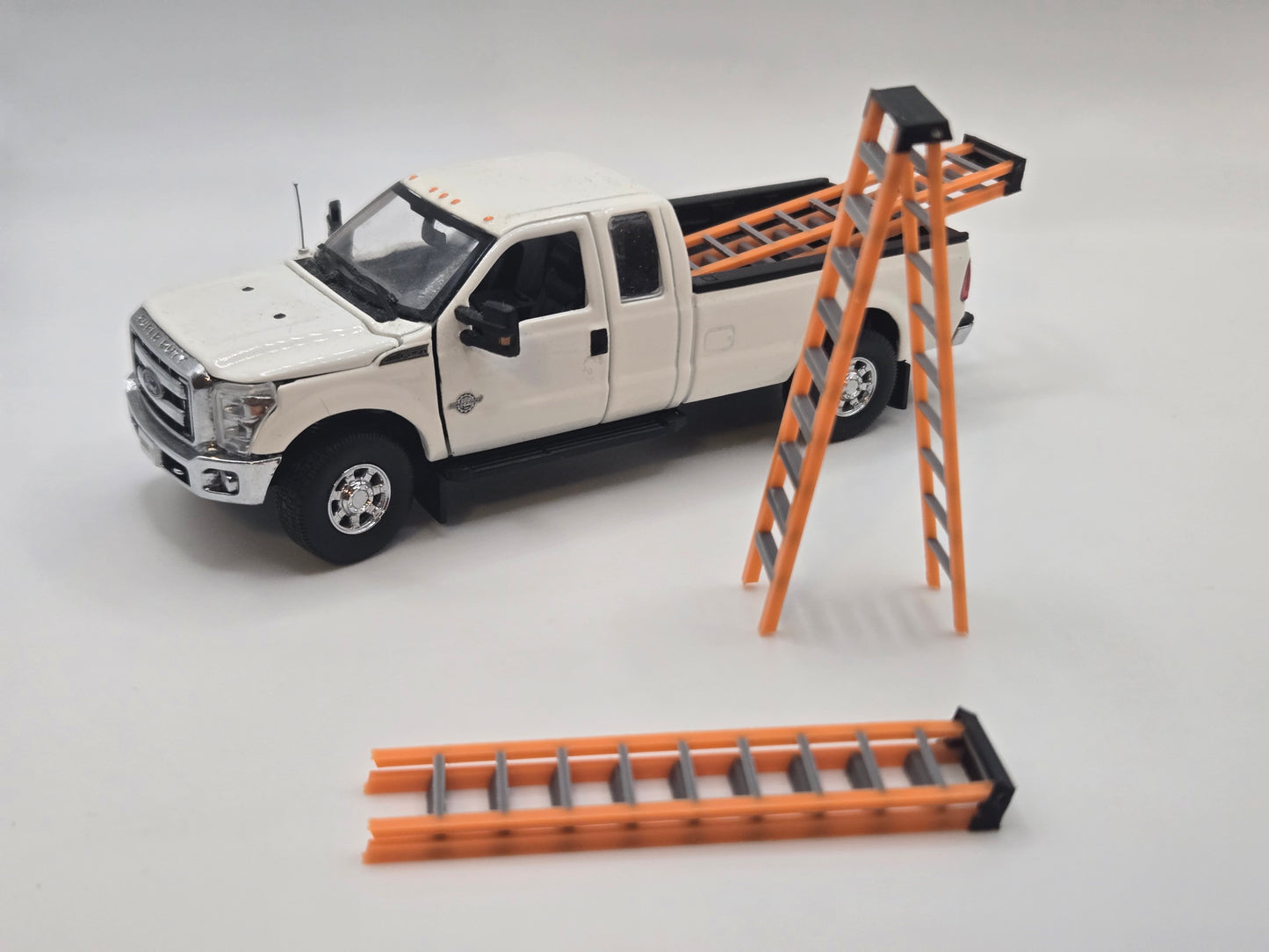 1/50 Scale Posable Step Ladder *3 Pack*