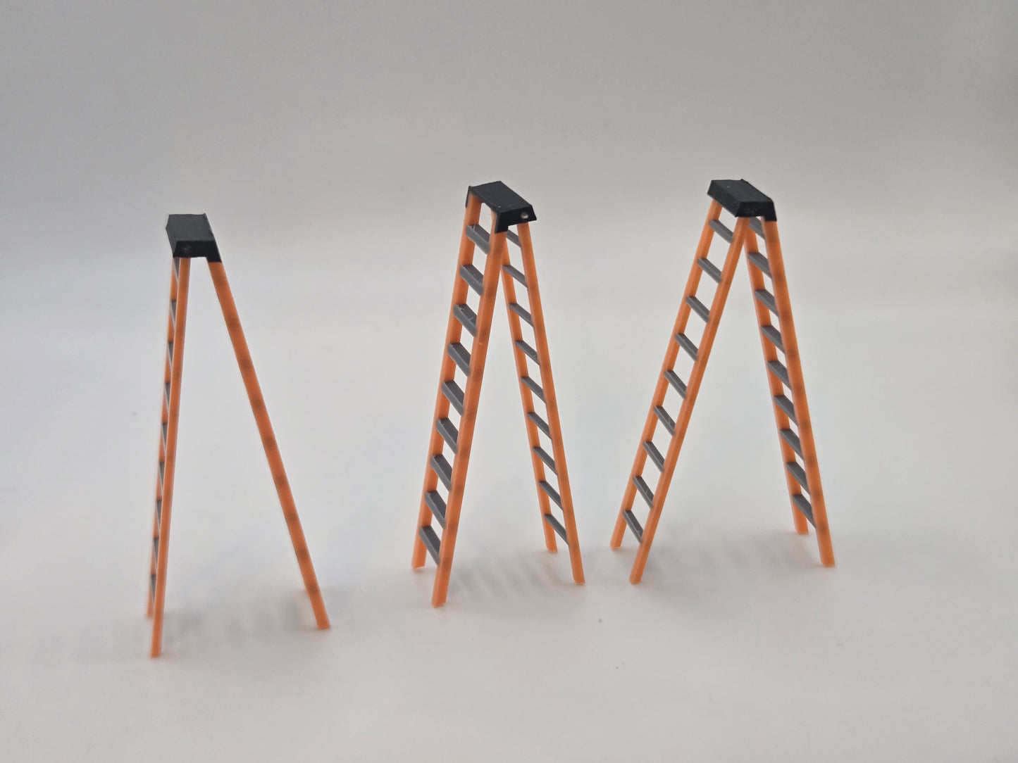 1/50 Scale Posable Step Ladder *3 Pack*