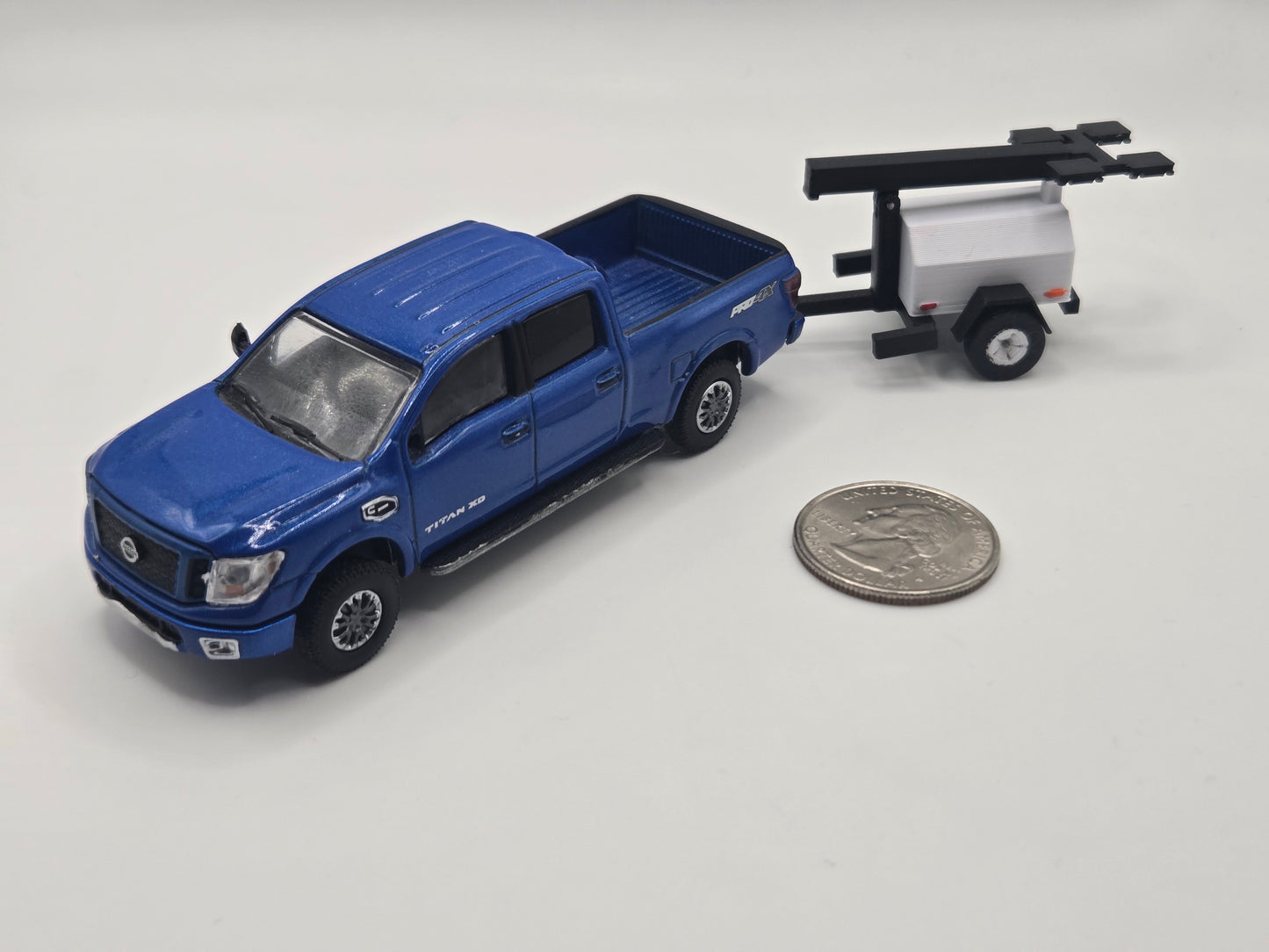 1/64 Scale Posable LED Light Tower