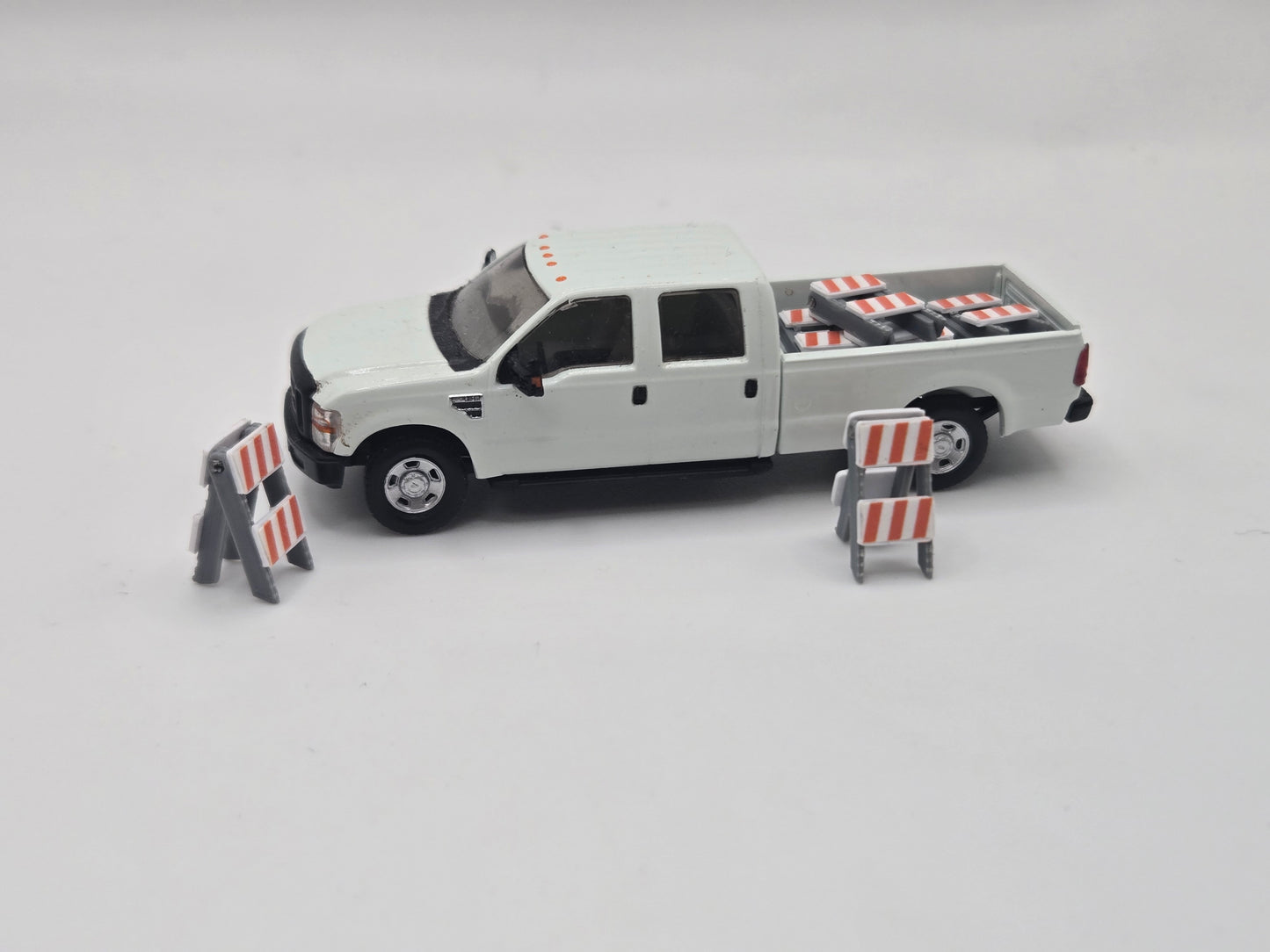 1/87 Scale Folding Type II Barricades *6 Pack*