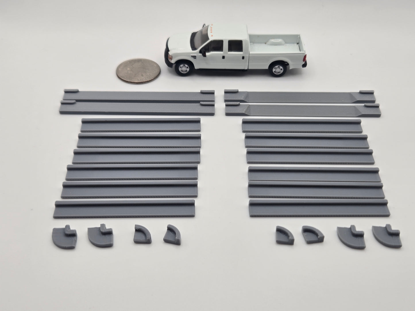 1/87 Scale 30" Curb 24 Piece Set