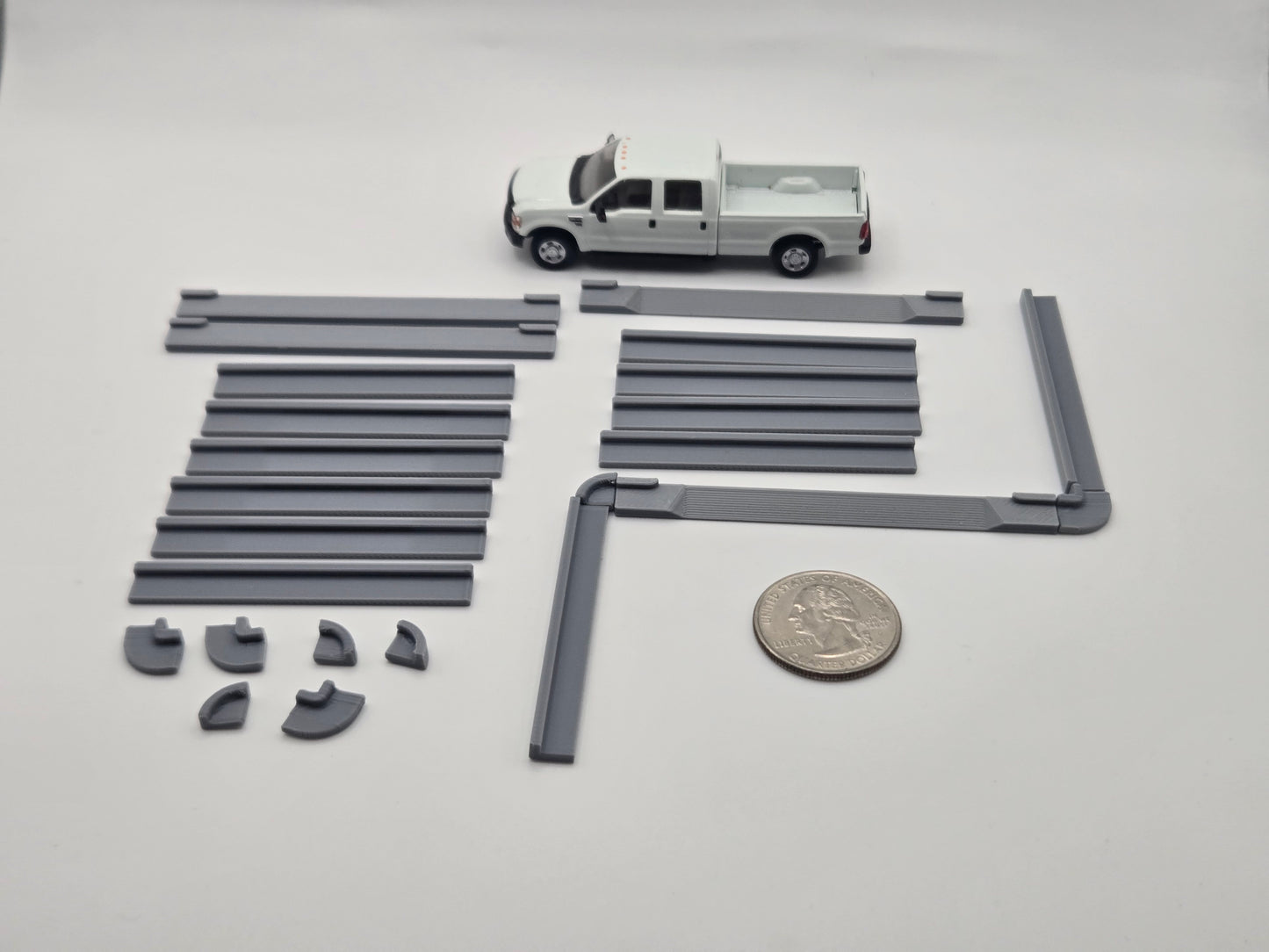 1/87 Scale 30" Curb 24 Piece Set