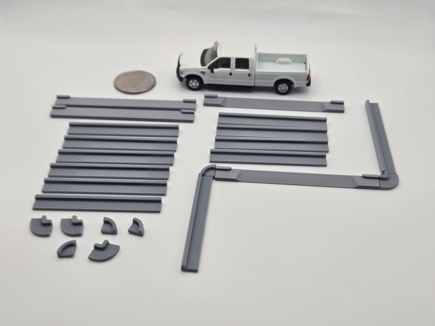 1/87 Scale 30" Curb 24 Piece Set